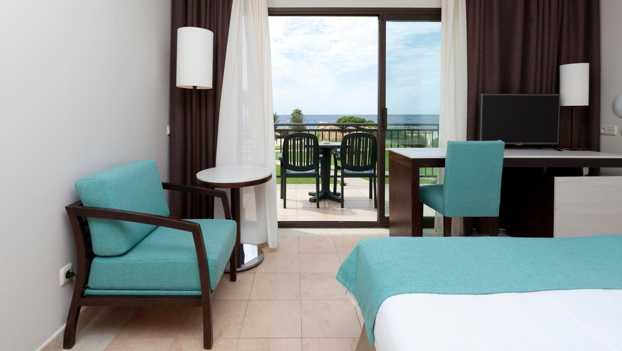 Hotel Impressive Playa Granada Golf 4*